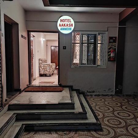Aakash Rooms And Cottages, 乌提 外观 照片