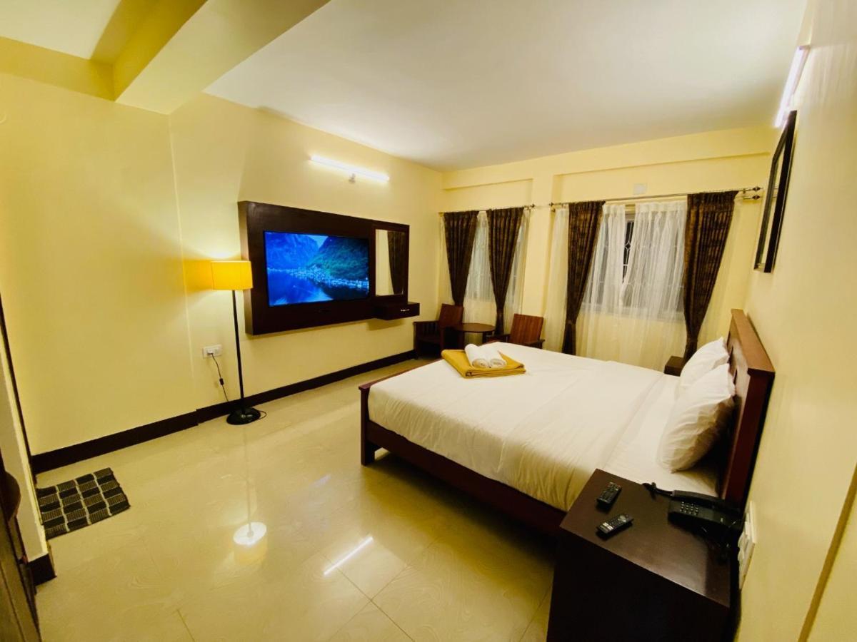 Aakash Rooms And Cottages, 乌提 外观 照片