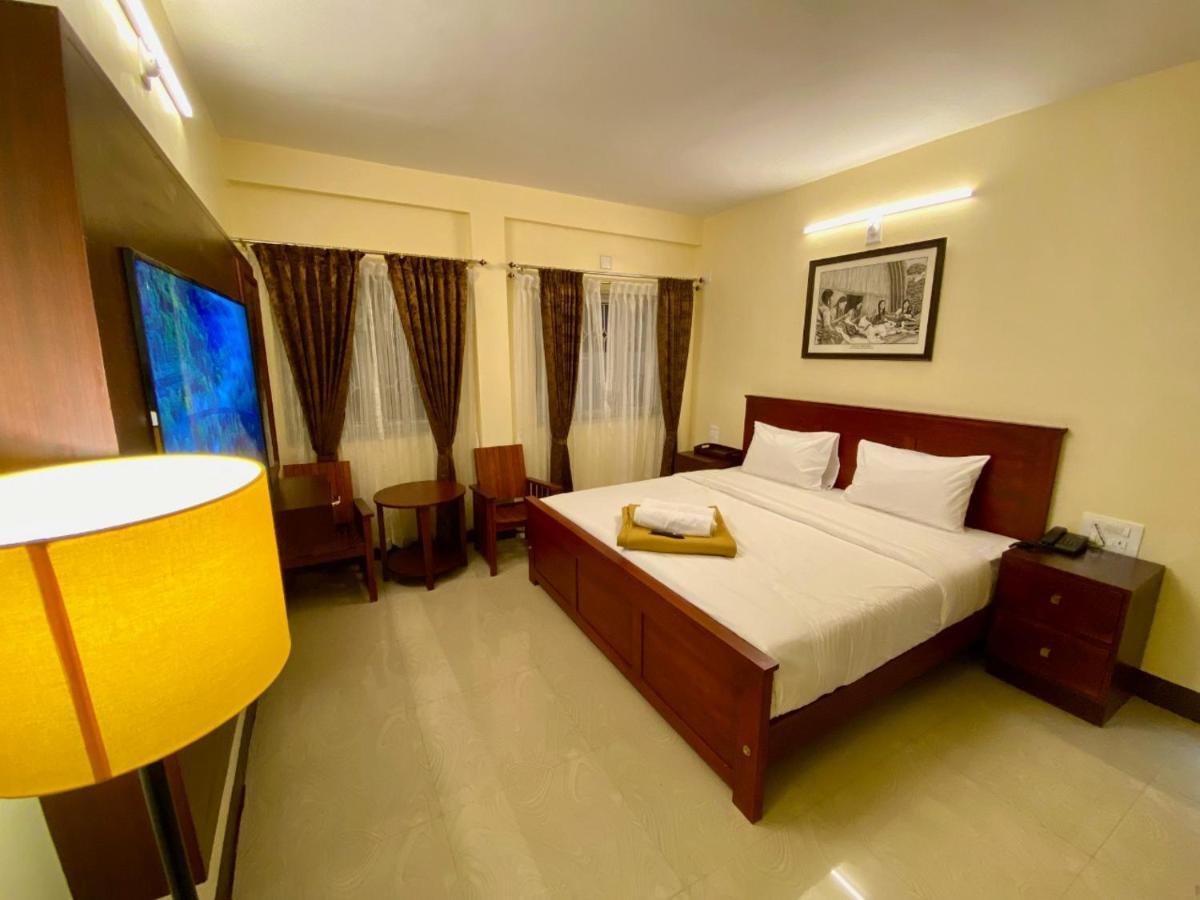 Aakash Rooms And Cottages, 乌提 外观 照片