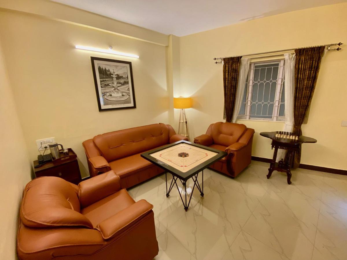 Aakash Rooms And Cottages, 乌提 外观 照片